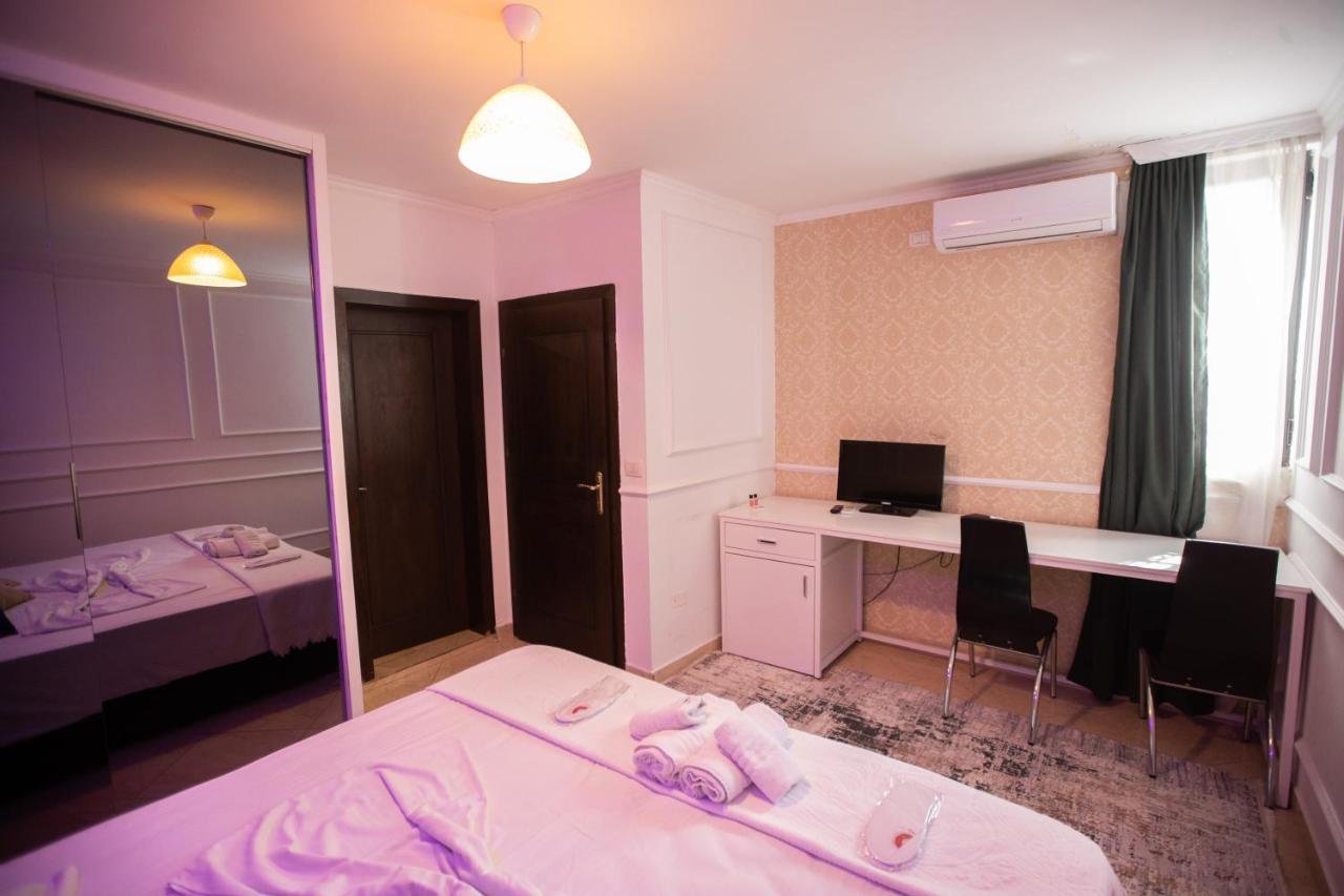 Vila Sanremo Tirana Bagian luar foto